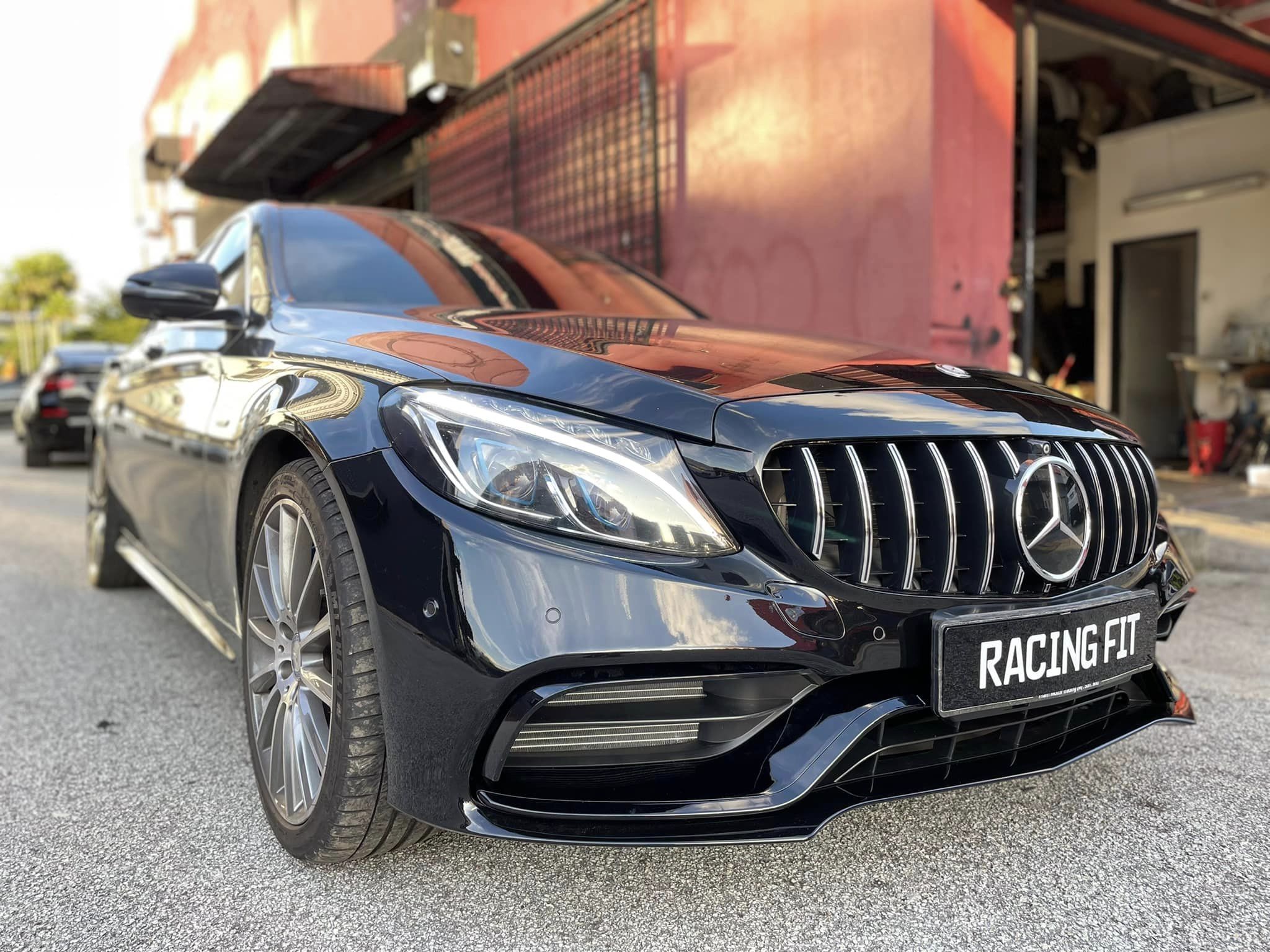 Mercedes Benz W205 C-Class C63S FACELIFT BODYKIT CONVERSION